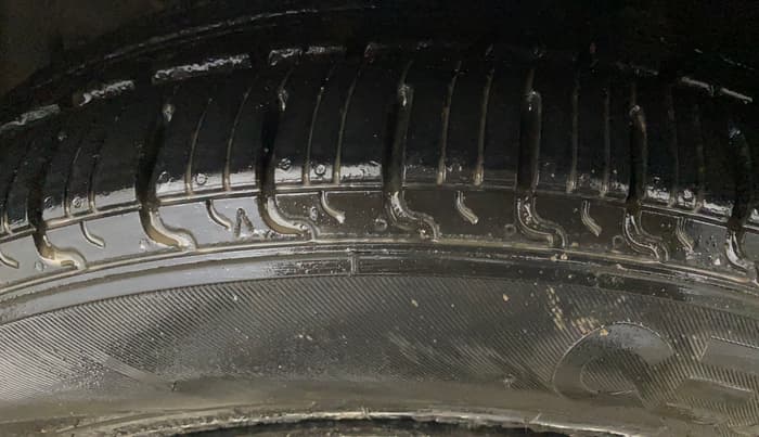 2018 Hyundai Grand i10 SPORTZ AT 1.2 KAPPA VTVT, Petrol, Automatic, 60,312 km, Left Front Tyre Tread