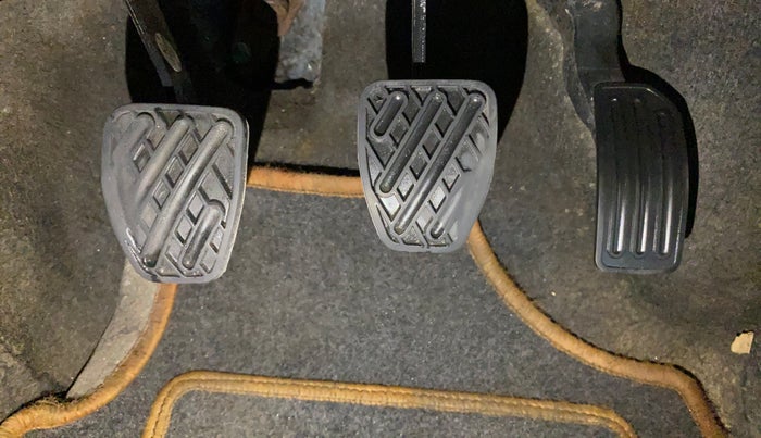 2018 Datsun Go REMIX EDITION, Petrol, Manual, 1,00,023 km, Pedals