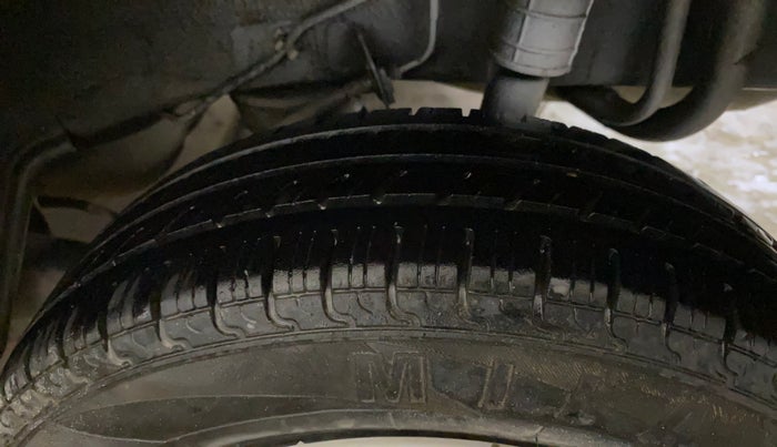 2018 Datsun Go REMIX EDITION, Petrol, Manual, 1,00,023 km, Left Rear Tyre Tread