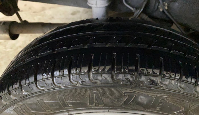 2018 Datsun Go REMIX EDITION, Petrol, Manual, 1,00,023 km, Right Rear Tyre Tread