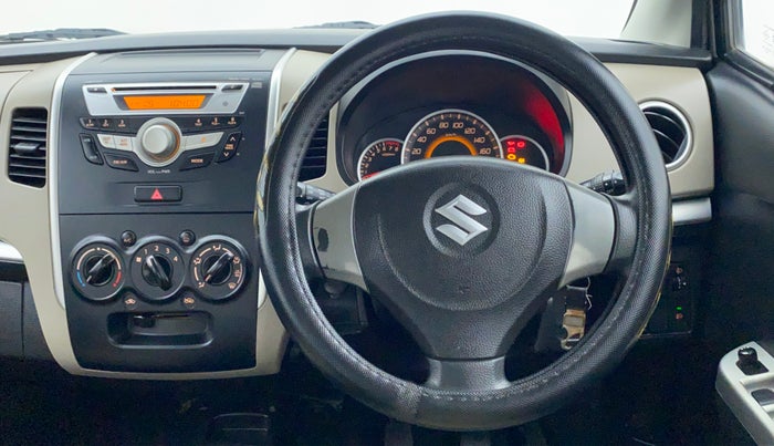 2014 Maruti Wagon R 1.0 VXI, Petrol, Manual, 39,629 km, Steering Wheel Close-up