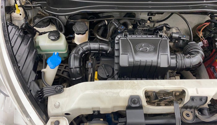 2017 Hyundai Eon MAGNA +, Petrol, Manual, 50,408 km, Engine View - Right