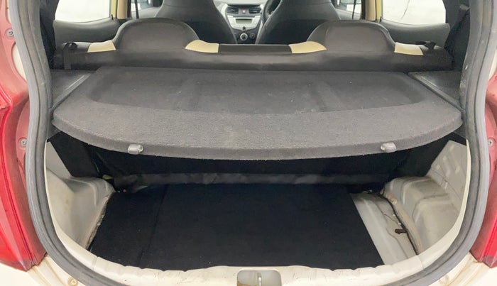 2017 Hyundai Eon MAGNA +, Petrol, Manual, 50,408 km, Boot Inside