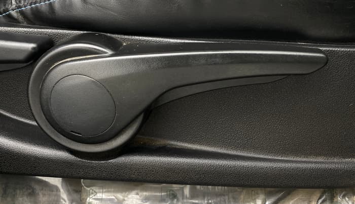 2019 Tata NEXON XZ PLUS PETROL, Petrol, Manual, 50,210 km, Driver Side Adjustment Panel