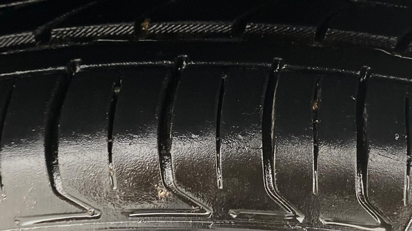 2019 Tata NEXON XZ PLUS PETROL, Petrol, Manual, 50,337 km, Right Front Tyre Tread