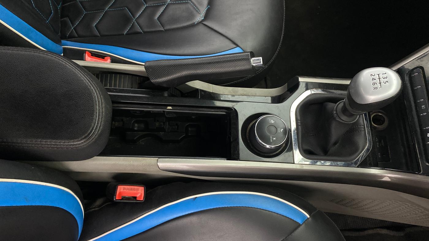 2019 Tata NEXON XZ PLUS PETROL, Petrol, Manual, 50,337 km, Gear Lever