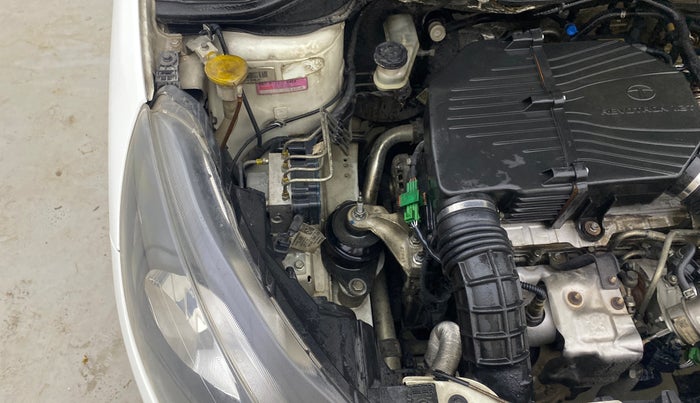 2015 Tata Bolt XMS REVOTRON, Petrol, Manual, 63,768 km, Engine View - Right