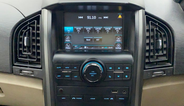 2016 Mahindra XUV500 W10 AT, Diesel, Automatic, 73,995 km, Infotainment System