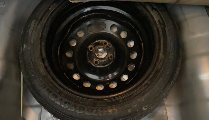 2015 Hyundai Verna FLUIDIC 4S 1.6 VTVT S(O), Petrol, Manual, 59,569 km, Spare Tyre