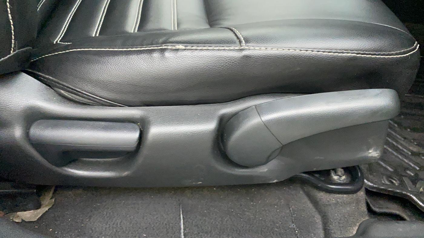 2018 Honda WR-V 1.2 i-VTEC VX MT, Petrol, Manual, 12,724 km, Driver Side Adjustment Panel