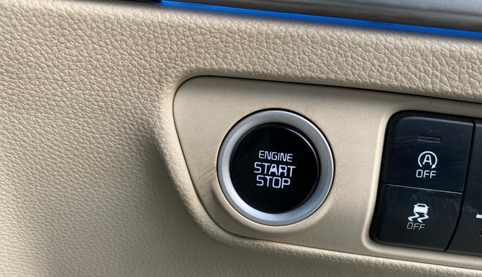 2023 KIA CARENS LUXURY PLUS IMT 1.5 DIESEL IMT, Diesel, Manual, 53,577 km, Keyless Start/ Stop Button