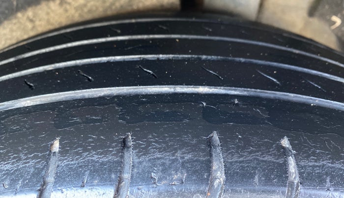 2023 KIA CARENS LUXURY PLUS IMT 1.5 DIESEL IMT, Diesel, Manual, 53,577 km, Left Rear Tyre Tread