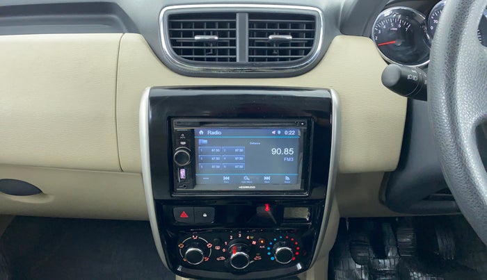 2016 Nissan Terrano XL P, Petrol, Manual, 39,999 km, Air Conditioner