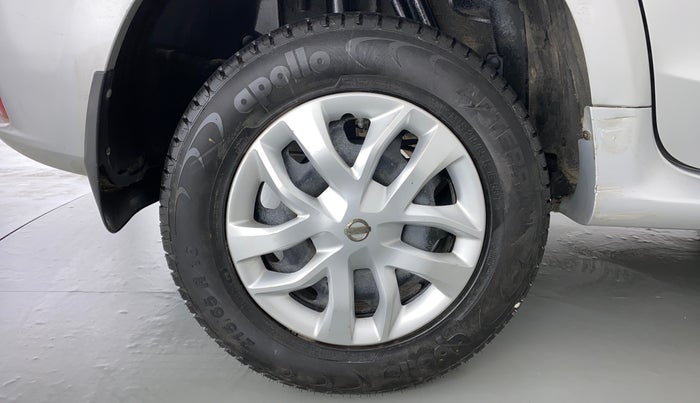 2016 Nissan Terrano XL P, Petrol, Manual, 39,999 km, Right Rear Wheel