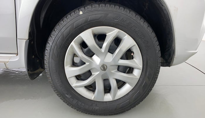 2016 Nissan Terrano XL P, Petrol, Manual, 39,999 km, Right Front Wheel