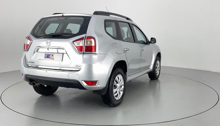 2016 Nissan Terrano XL P, Petrol, Manual, 39,999 km, Right Back Diagonal