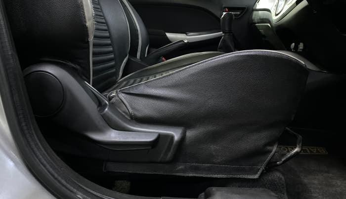 2018 Maruti Baleno DELTA PETROL 1.2, Petrol, Manual, 40,690 km, Driver Side Adjustment Panel