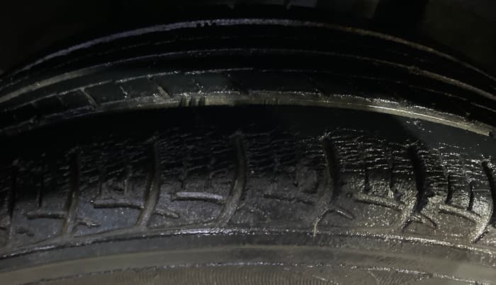 2018 Maruti Baleno DELTA PETROL 1.2, Petrol, Manual, 40,690 km, Left Rear Tyre Tread