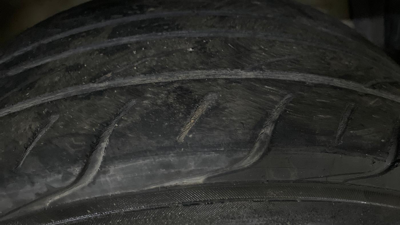 2012 Maruti Swift LDI, Diesel, Manual, 1,27,114 km, Right Front Tyre Tread
