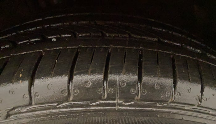 2021 Volkswagen Polo 1.0 GT TSI AT, Petrol, Automatic, 9,578 km, Right Front Tyre Tread