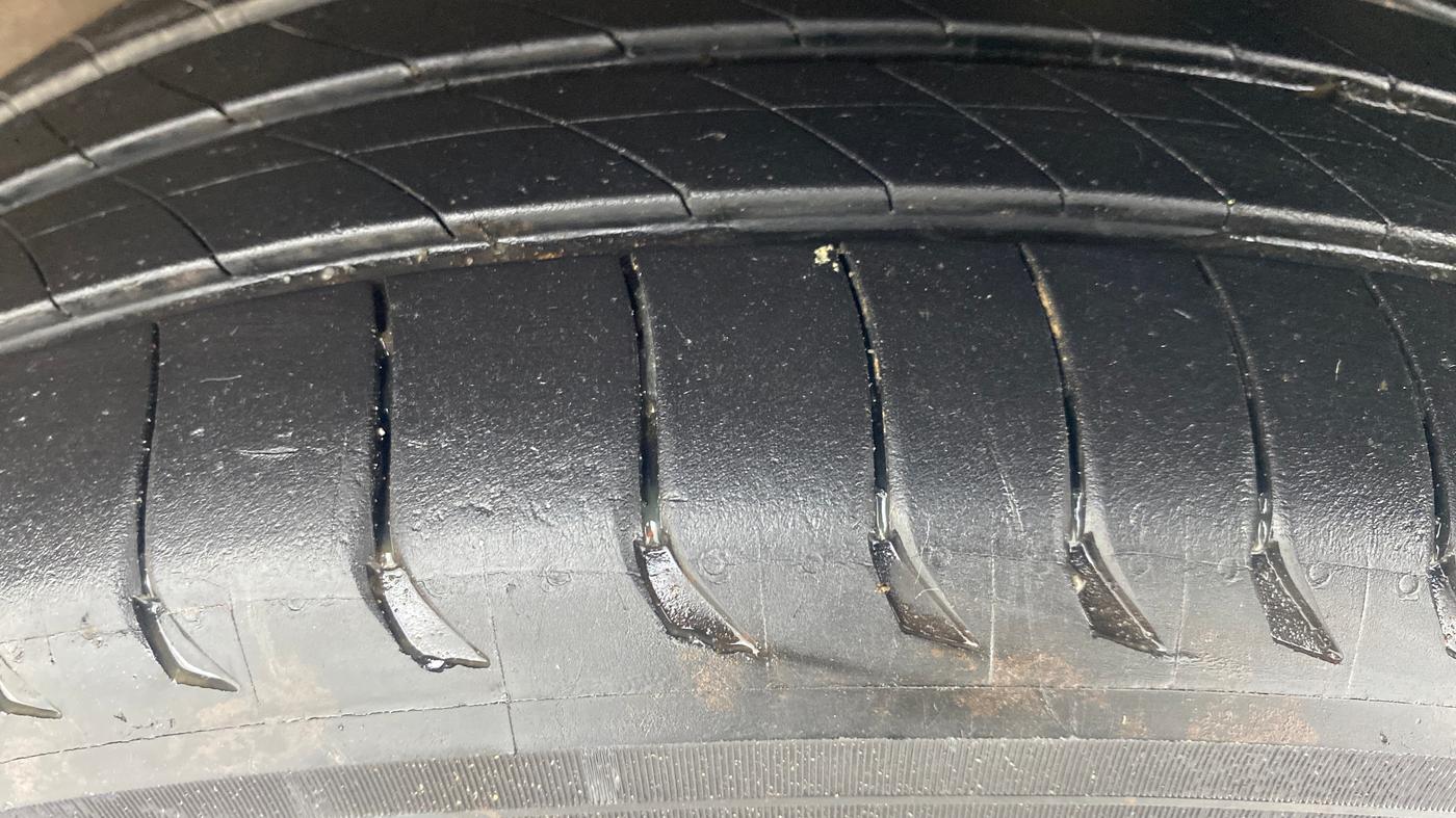 2018 Tata NEXON XZ PLUS PETROL, Petrol, Manual, 1,08,610 km, Left Rear Tyre Tread