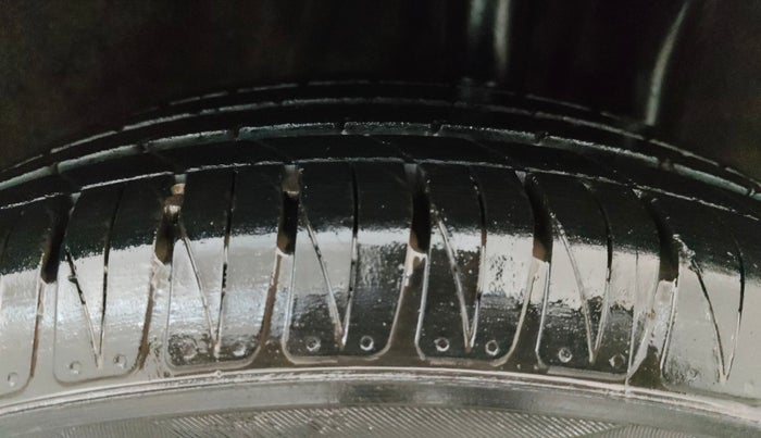 2021 KIA SONET HTK PLUS 1.2, Petrol, Manual, 42,005 km, Left Rear Tyre Tread