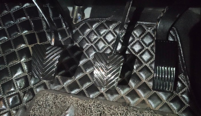 2021 KIA SONET HTK PLUS 1.2, Petrol, Manual, 42,005 km, Pedals