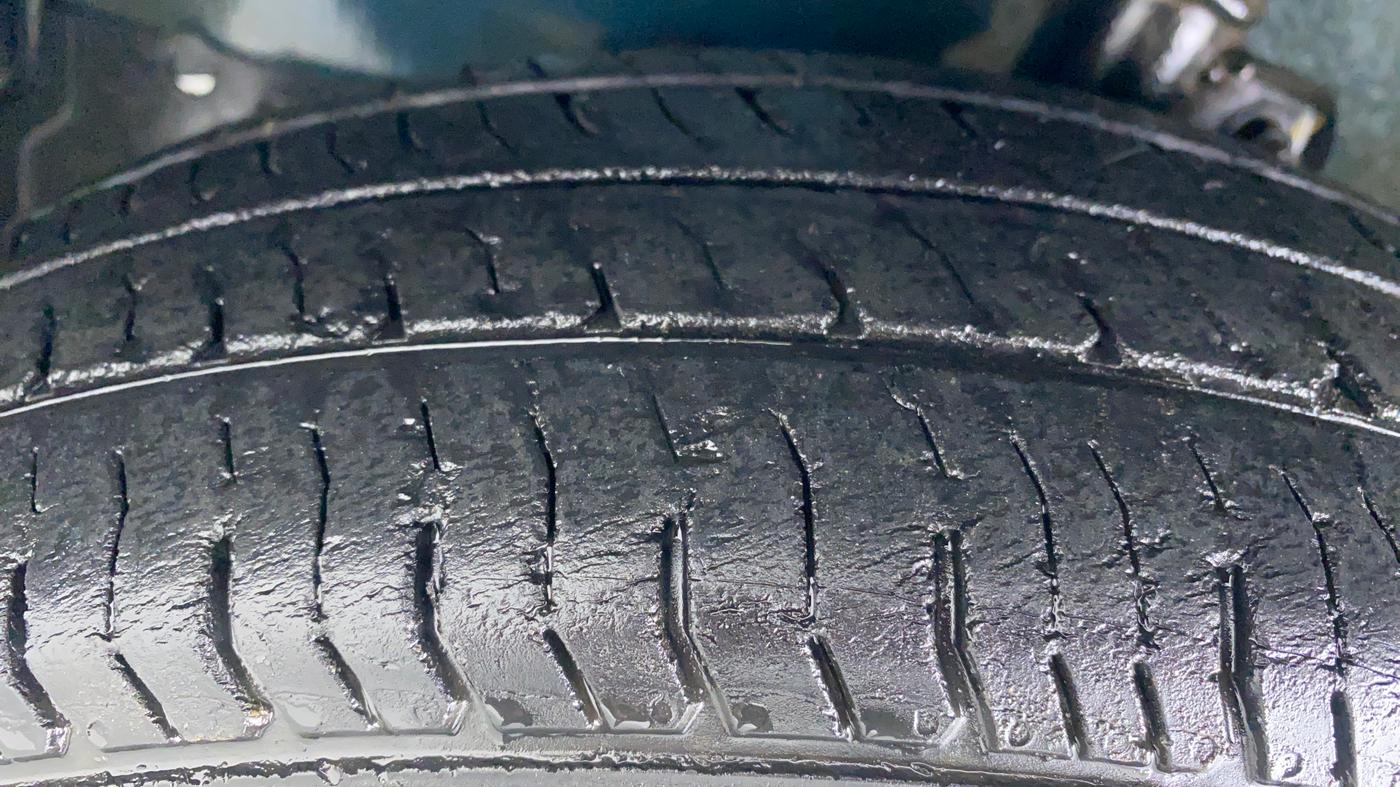 2012 Maruti A Star VXI, Petrol, Manual, 74,928 km, Left Front Tyre Tread