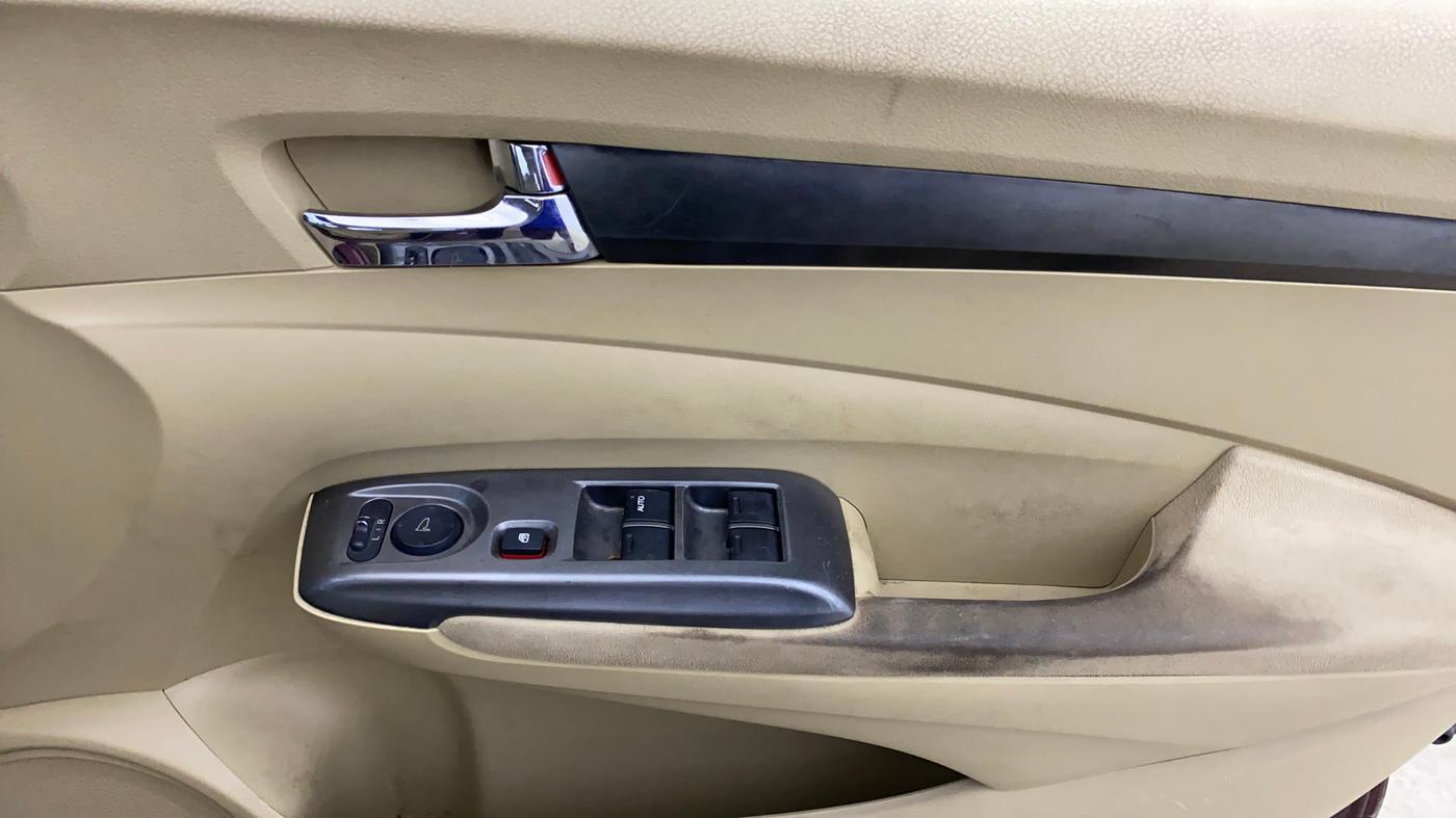 2012 Honda City 1.5L I-VTEC V MT, Petrol, Manual, 54,186 km, Driver Side Door Panels Control