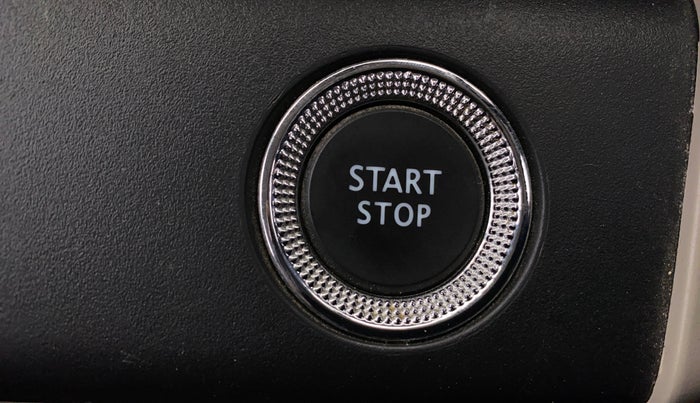 2022 Renault TRIBER RXZ, Petrol, Manual, 19,954 km, Keyless Start/ Stop Button