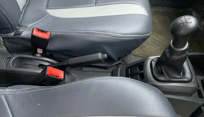 2017 Maruti Alto 800 LXI, Petrol, Manual, 4,974 km, Gear Lever