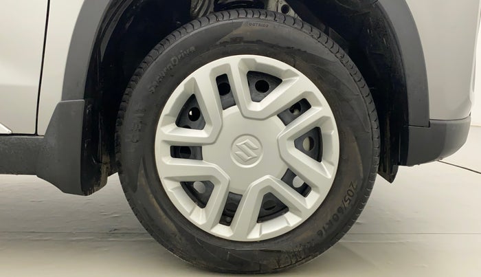 2022 Maruti Vitara Brezza VXI AT SHVS, Petrol, Automatic, 1,402 km, Right Front Wheel