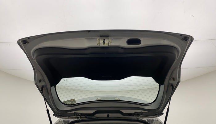 2022 Maruti Vitara Brezza VXI AT SHVS, Petrol, Automatic, 1,402 km, Boot Door Open