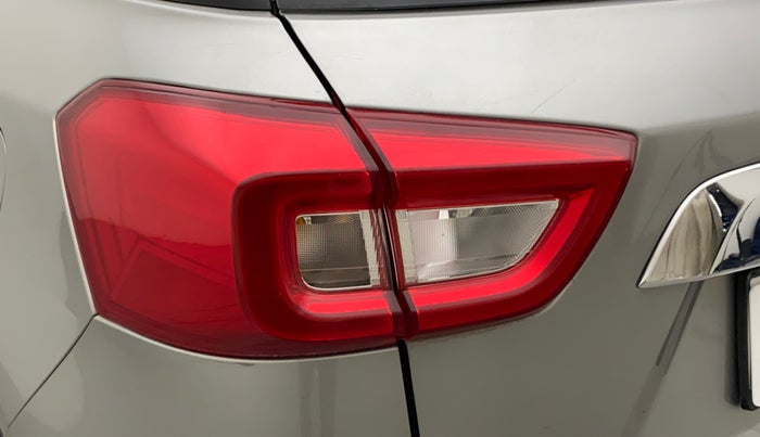 2022 Maruti Vitara Brezza VXI AT SHVS, Petrol, Automatic, 1,402 km, Left tail light - Minor scratches
