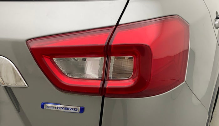 2022 Maruti Vitara Brezza VXI AT SHVS, Petrol, Automatic, 1,402 km, Right tail light - Minor scratches