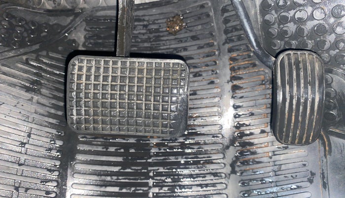 2017 Tata Tiago XZA PETROL, CNG, Automatic, 1,09,635 km, Pedals