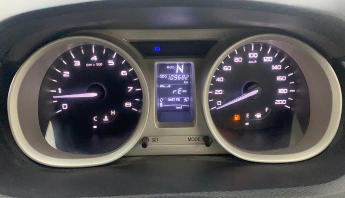 2017 Tata Tiago XZA PETROL, CNG, Automatic, 1,09,635 km, Odometer Image