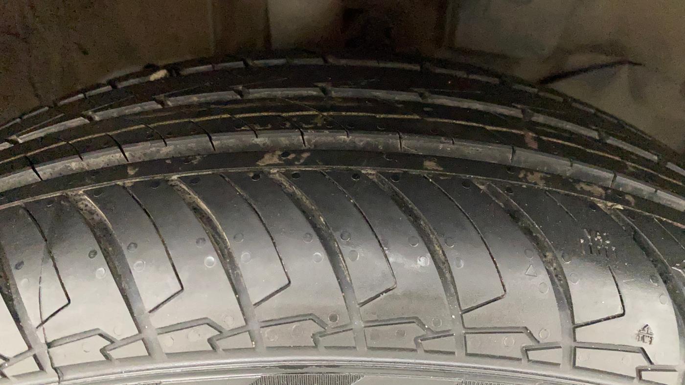 2018 Honda Amaze 1.2L I-VTEC V CVT, Petrol, Automatic, 40,802 km, Right Front Tyre Tread