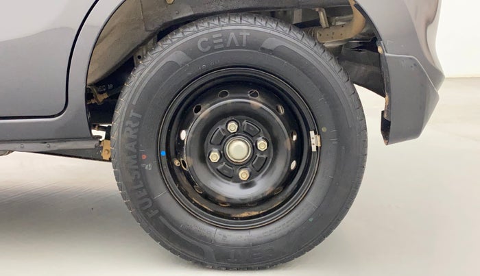 2019 Maruti Alto VXI, Petrol, Manual, 10,041 km, Left Rear Wheel