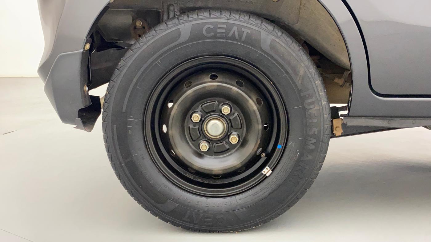 2019 Maruti Alto VXI, Petrol, Manual, 10,041 km, Right Rear Wheel