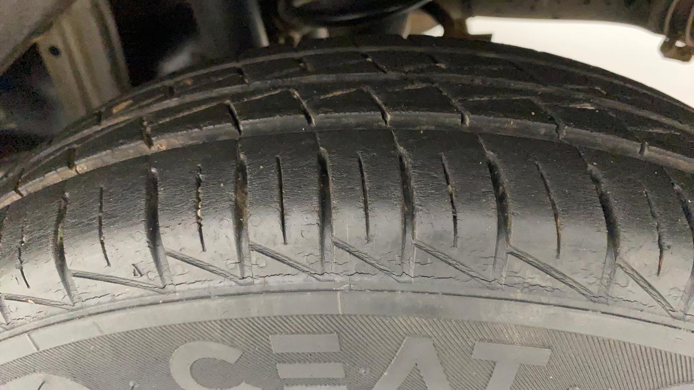 2019 Maruti Alto VXI, Petrol, Manual, 10,041 km, Left Rear Tyre Tread
