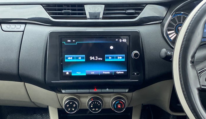 2020 Renault TRIBER 1.0 RXT, Petrol, Manual, 38,889 km, Air Conditioner