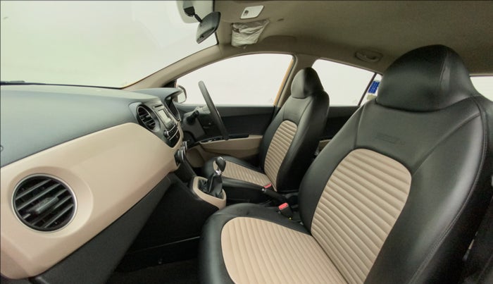 2016 Hyundai Grand i10 SPORTZ 1.2 KAPPA VTVT, Petrol, Manual, 52,252 km, Right Side Front Door Cabin