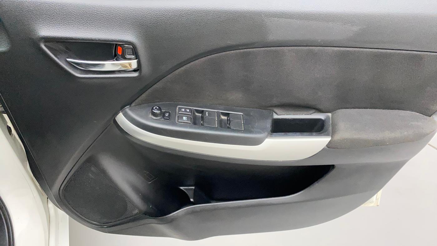 2016 Maruti Baleno ZETA CVT PETROL 1.2, Petrol, Automatic, 59,596 km, Driver Side Door Panels Control