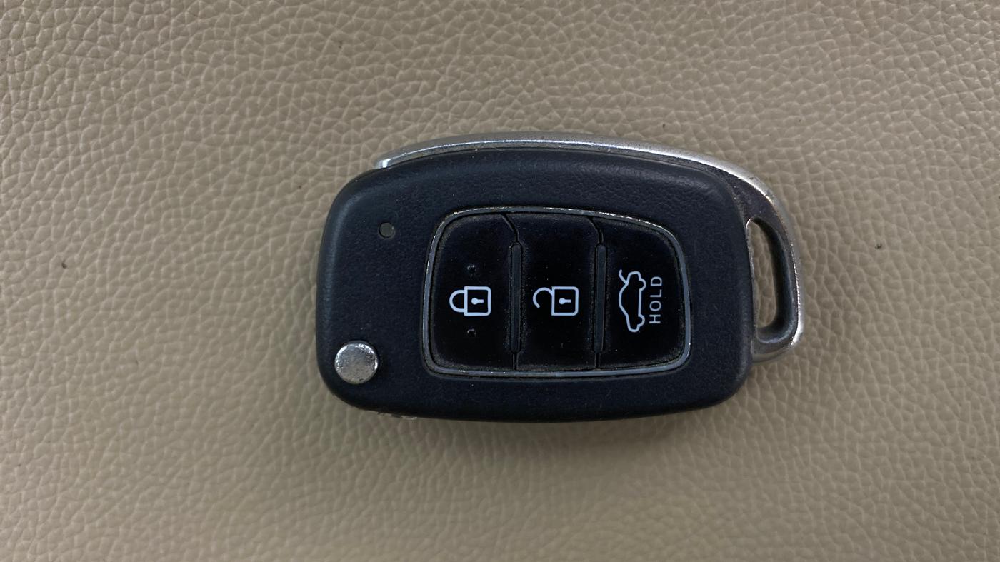 2020 Hyundai GRAND I10 NIOS SPORTZ AMT 1.2 KAPPA VTVT, Petrol, Automatic, 1,09,376 km, Key Close Up