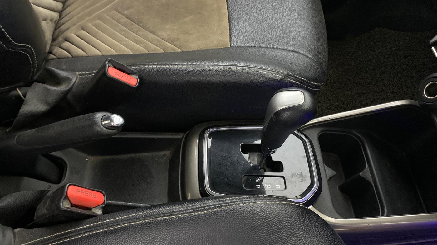 2017 Maruti IGNIS ALPHA 1.2 AMT, CNG, Automatic, 75,318 km, Gear Lever