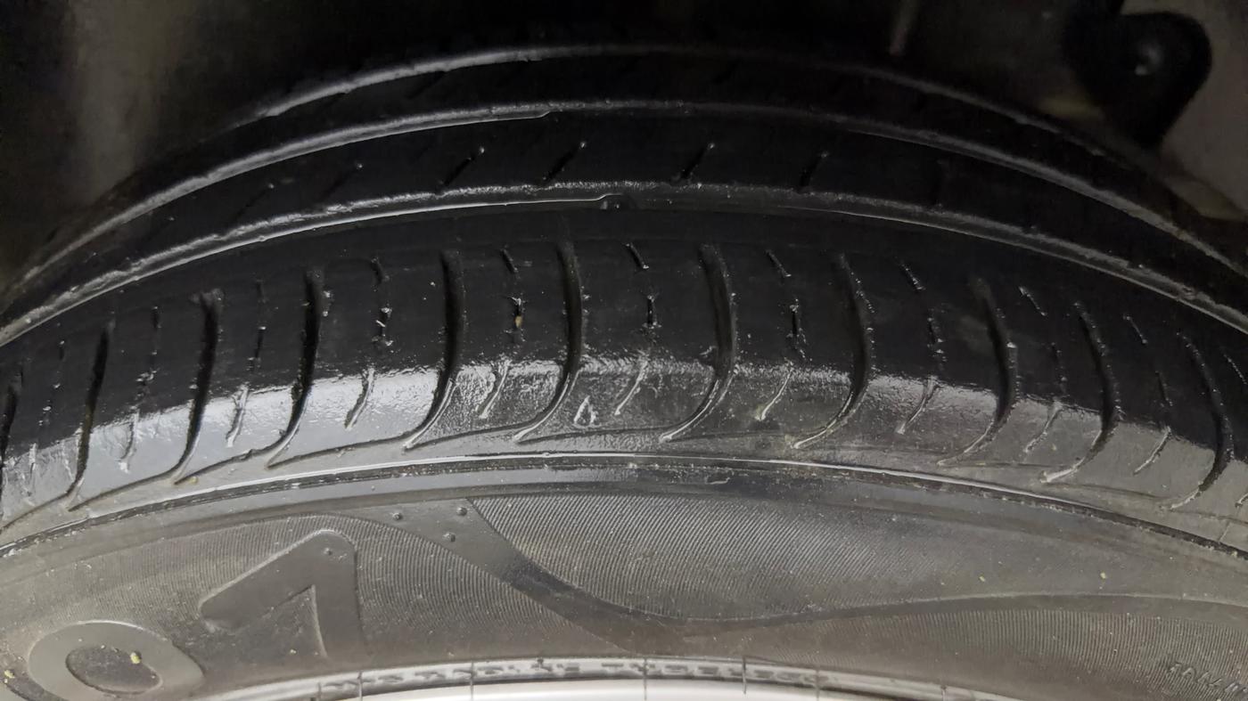 2019 KIA SELTOS HTK 1.5 PETROL, Petrol, Manual, 30,329 km, Left Rear Tyre Tread