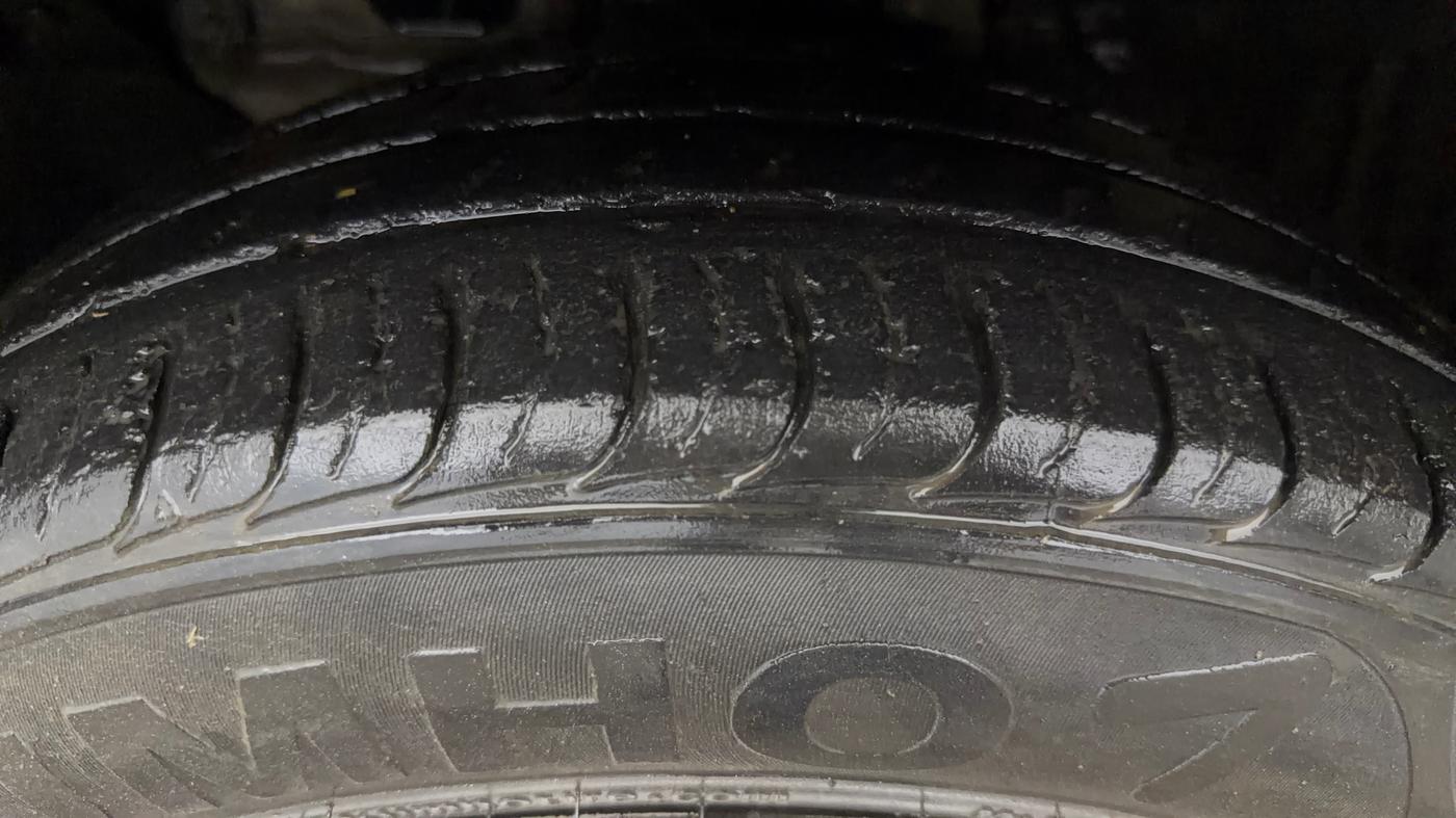 2019 KIA SELTOS HTK 1.5 PETROL, Petrol, Manual, 30,329 km, Left Front Tyre Tread