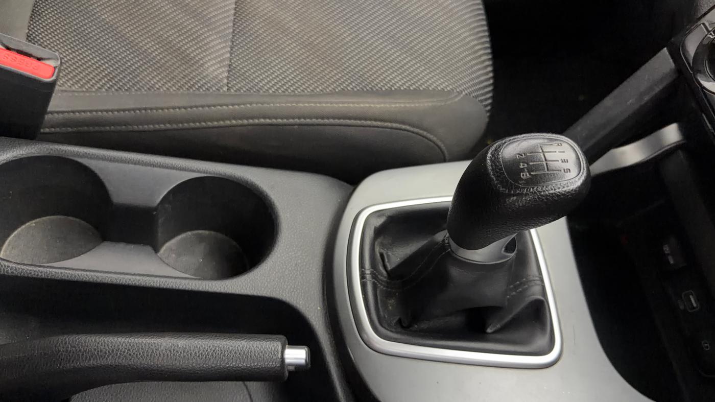 2019 KIA SELTOS HTK 1.5 PETROL, Petrol, Manual, 30,329 km, Gear Lever