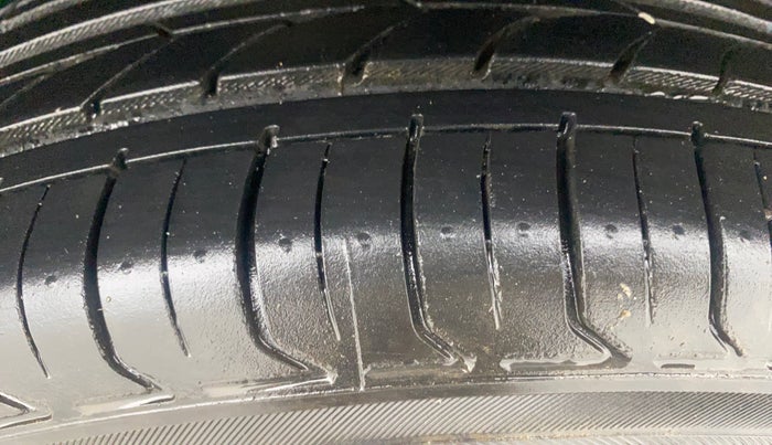 2018 Ford Ecosport TITANIUM + 1.5L PETROL, Petrol, Manual, 56,614 km, Left Rear Tyre Tread